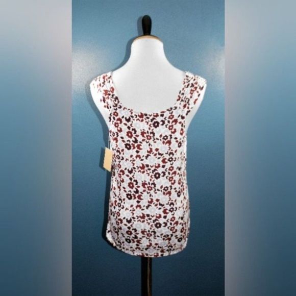 14TH & UNION - Shirred Straps Floral Blouse - Picture 6 of 8